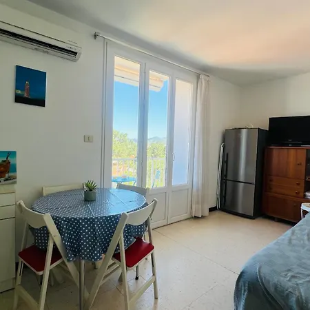 Argeles: Climatise Proche Avec Balcon, 4 Couchages - Fr-1-309-386 Argeles-sur-Mer